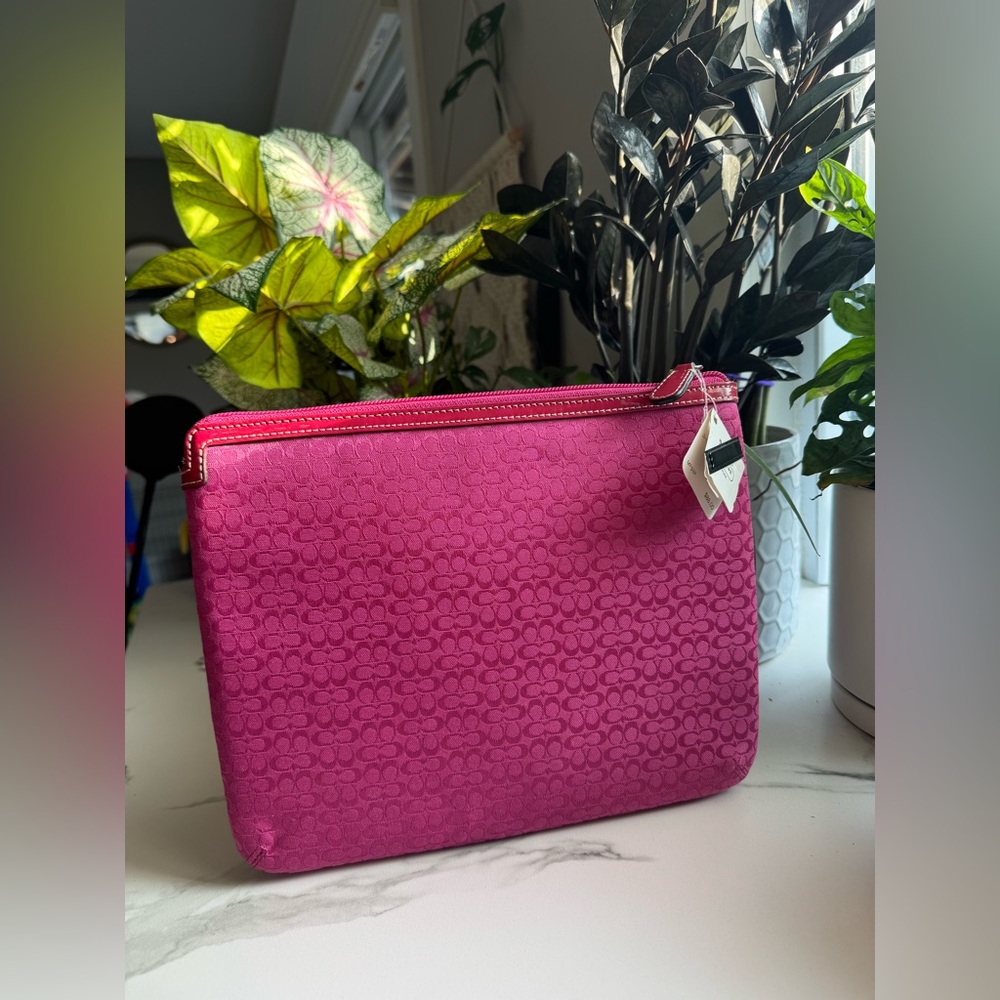 Coach Signature Pink Pouch NWT
